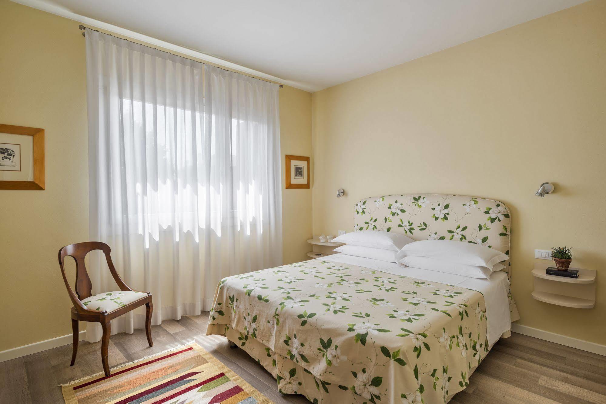 Palazzo Brando - Living Apartments Trévise Extérieur photo